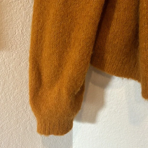 TiMo alpaca Mustard Sweater - Picture 2 of 6